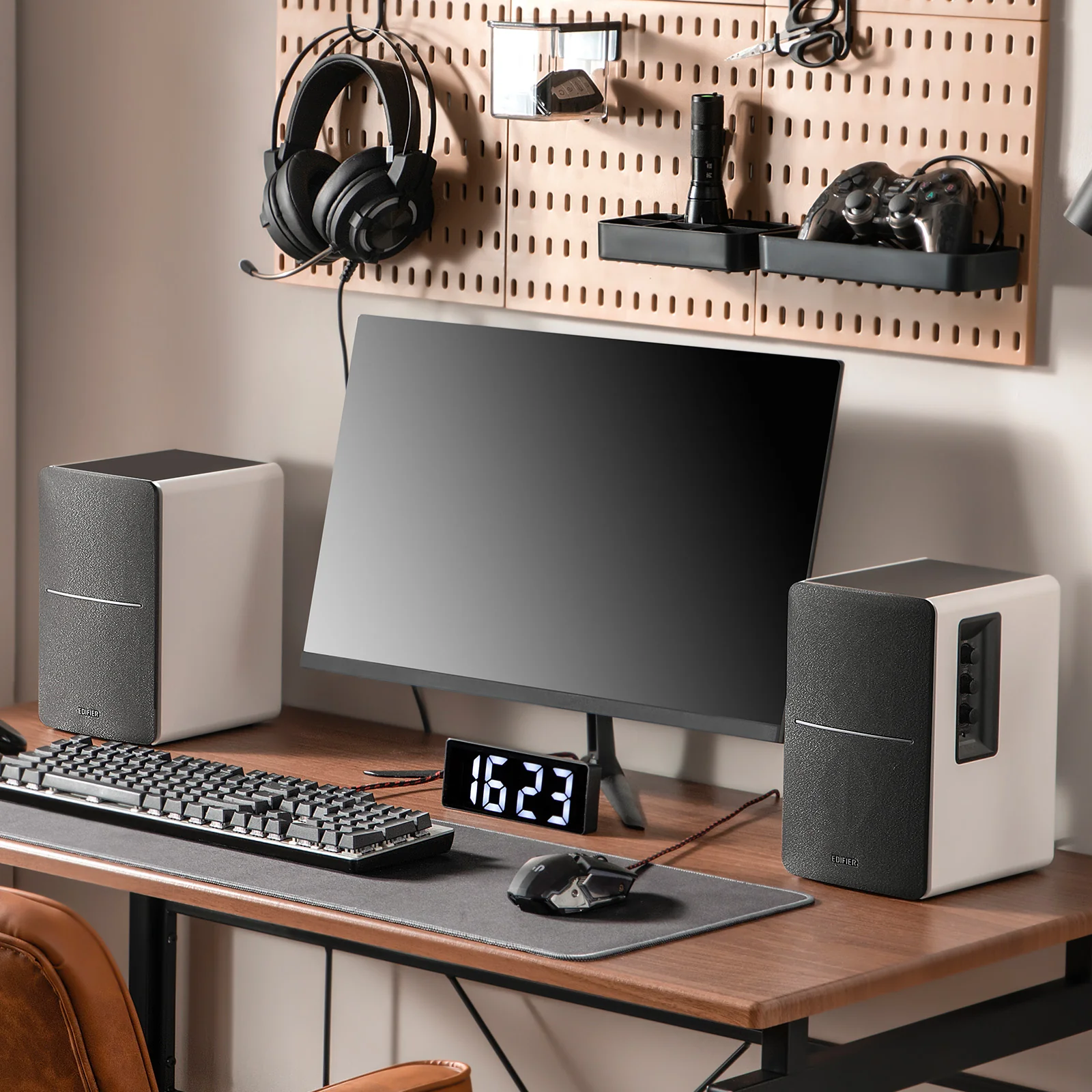 R1280DB Bluetooth Bookshelf Speakers - Image 7