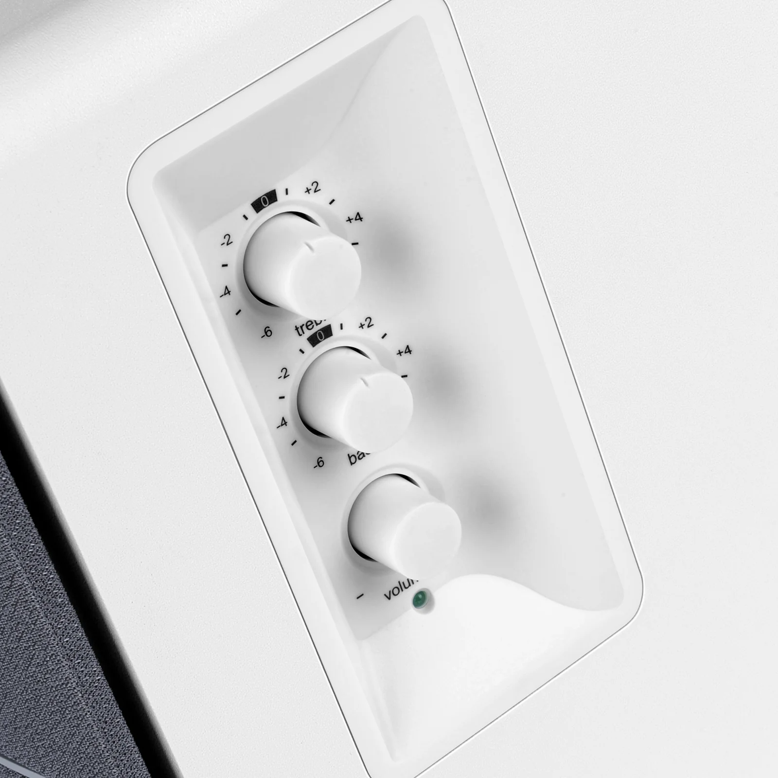 R1280T Technology. Style. Utility. Powered Bookshelf Speakers - Image 8