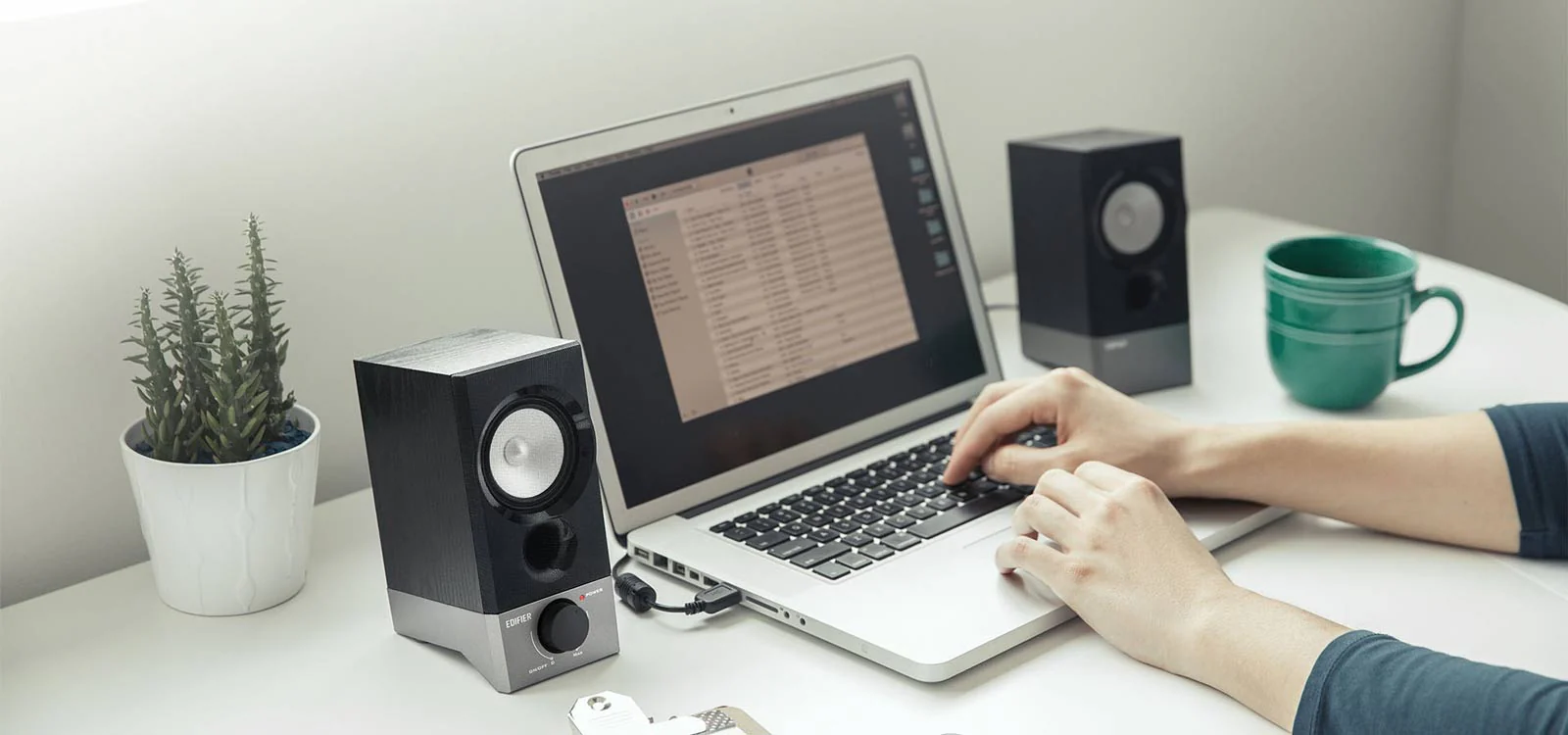 R19U Extraordinary sound powered by USB - Image 5