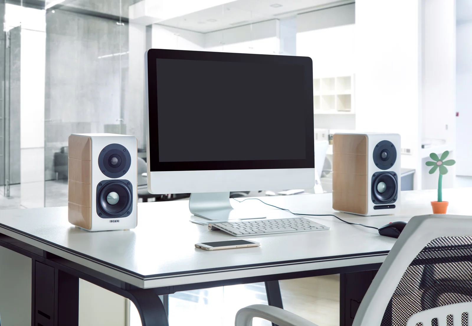 S880DB Hi-Res Audio Certified Powered Speakers - Image 5